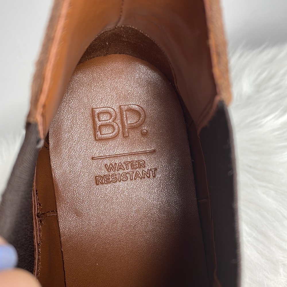 BP | MS Easton Water Resistant Suede Chelsea Boot - Picture 5 of 17